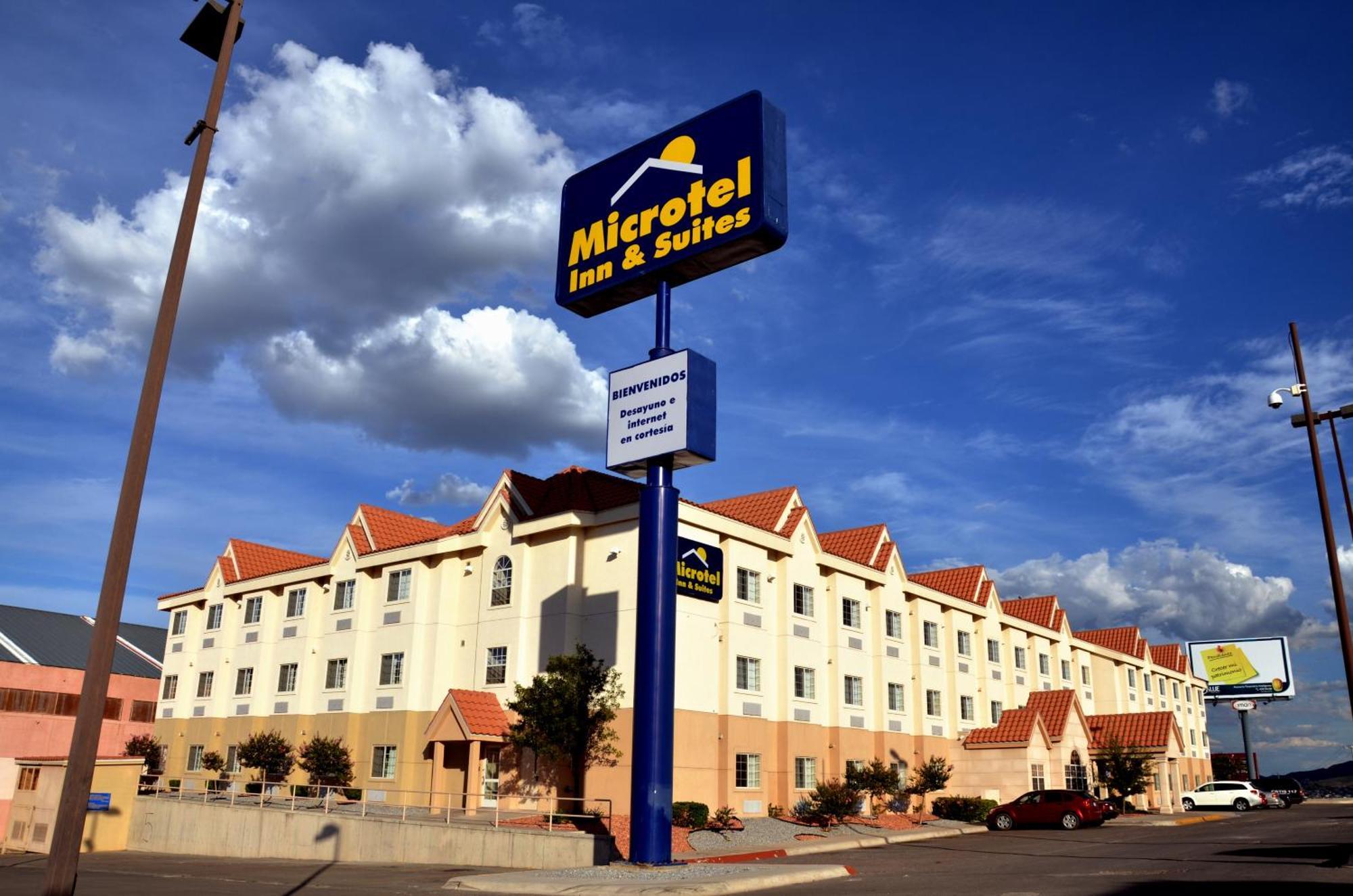 Microtel Inn & Suites By Wyndham Чиуауа Экстерьер фото