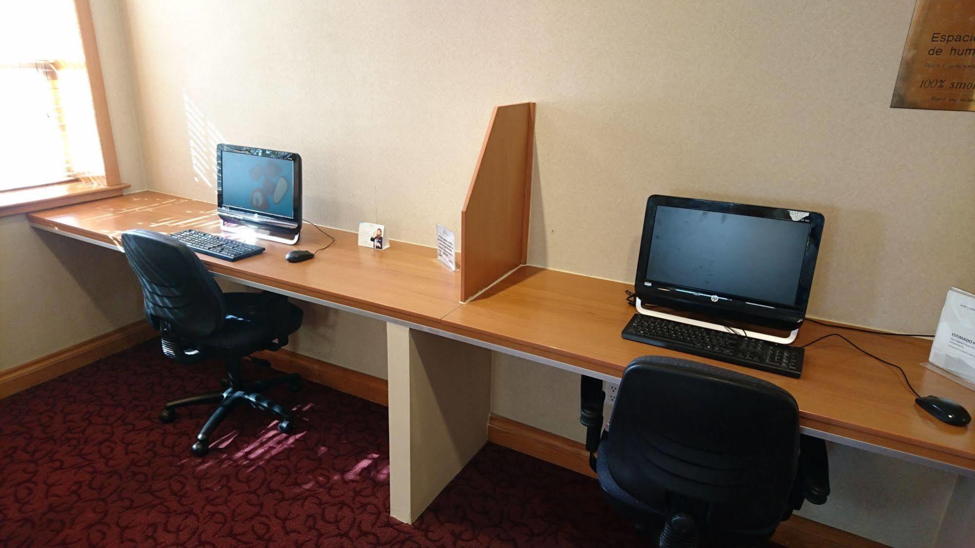 Microtel Inn & Suites By Wyndham Чиуауа Экстерьер фото